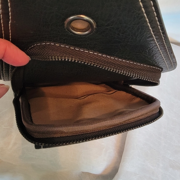 Jeep Crossbody Bag - Picture 6 of 8